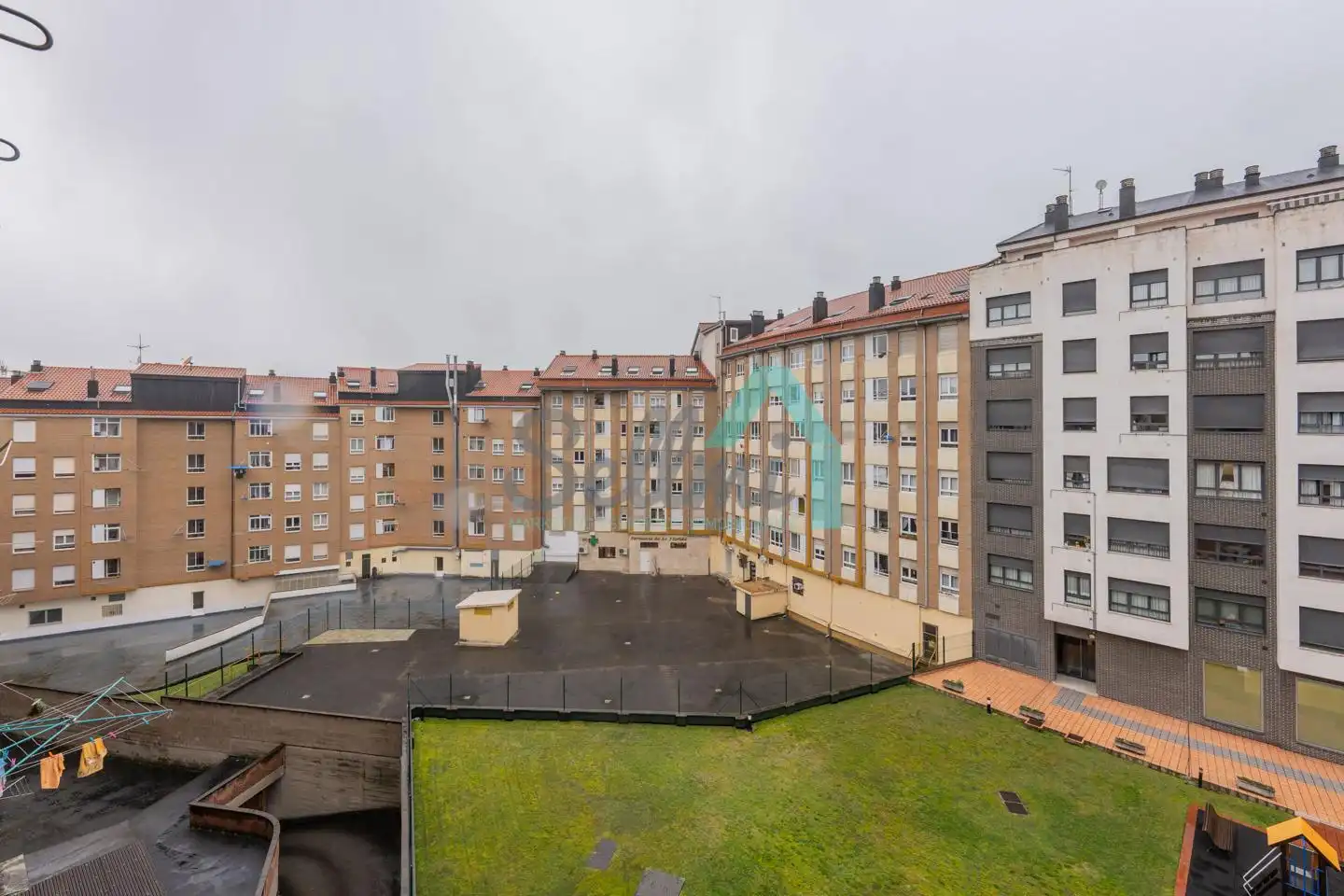 Maisonette zur Miete in Rafael Gallego Sainz, Vallobín