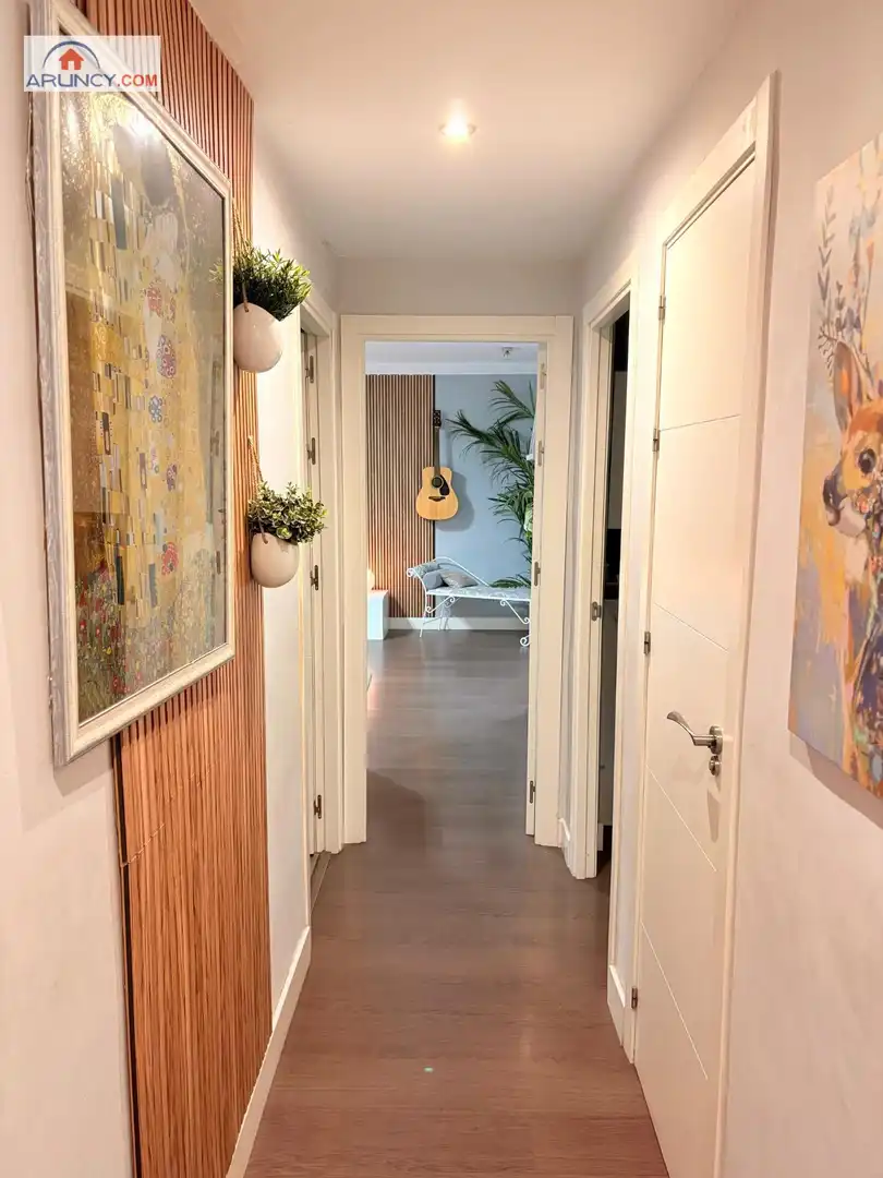 Flat for sale in Sevilla  with Air Conditioner and Furnished