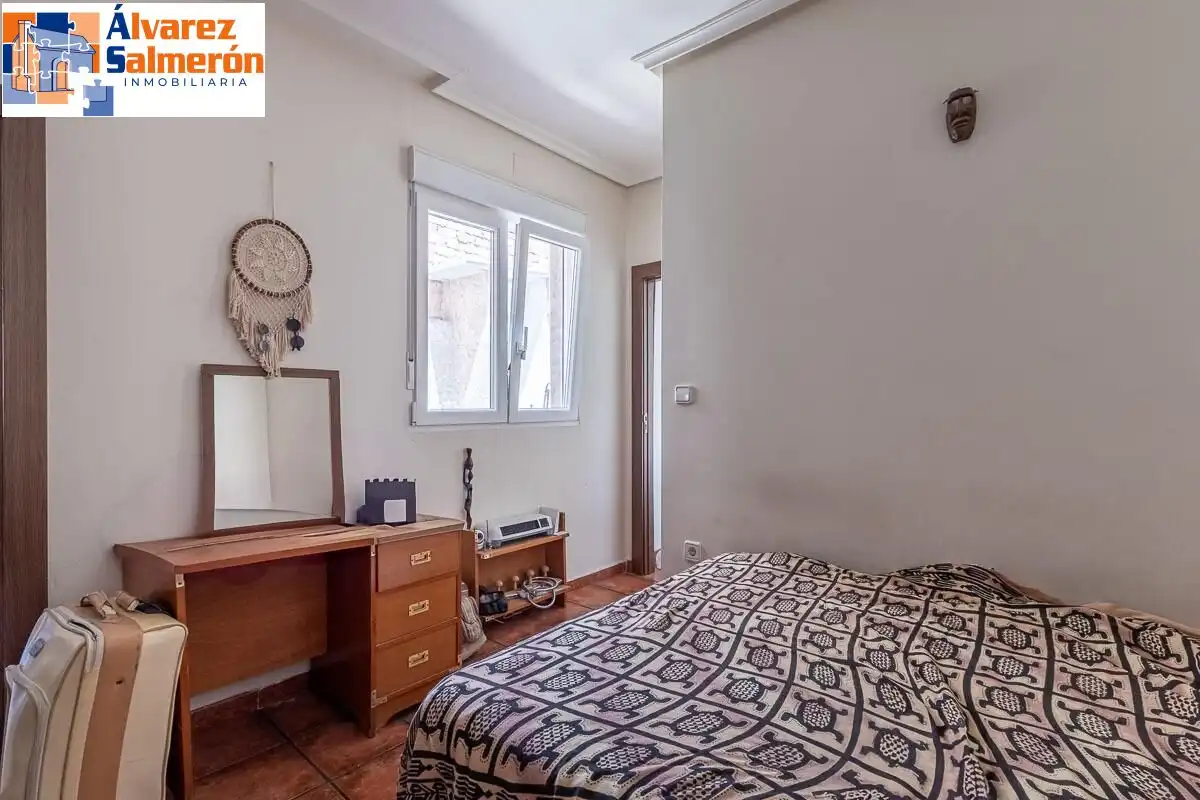 Habitación de Ático en venta en Granada con Terraza