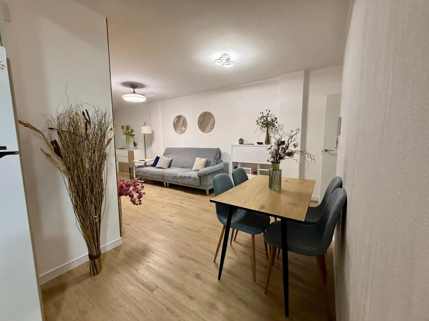 Sala de estar de Piso en venta en Torrevieja con Calefacción, Terraza y Amueblado