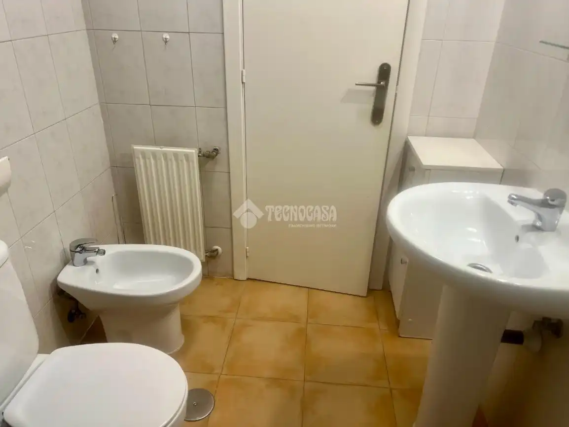 Bany de Casa adosada en venda en Alcalá de Henares amb Terrassa