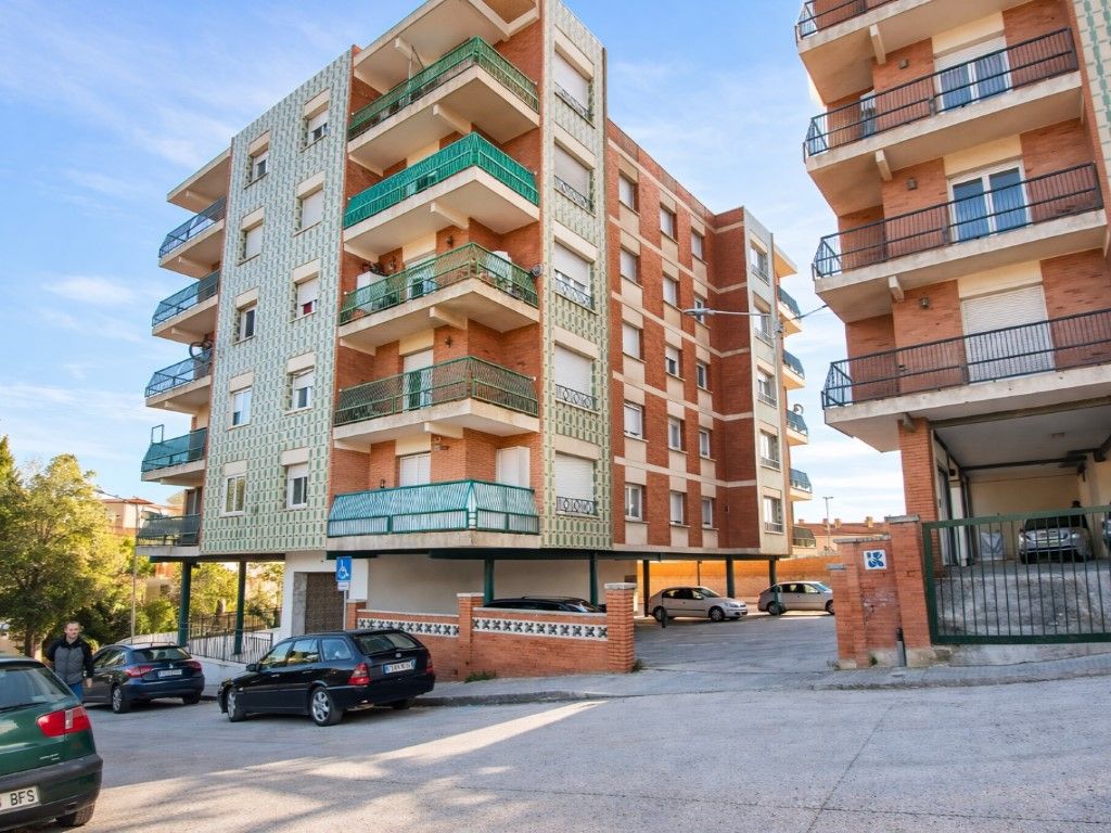 Vista exterior de Pis en venda en Sant Quintí de Mediona amb Balcó