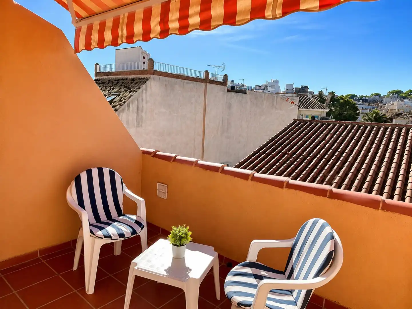 Terraza de Apartamento en venta en Fuengirola con Aire acondicionado y Terraza