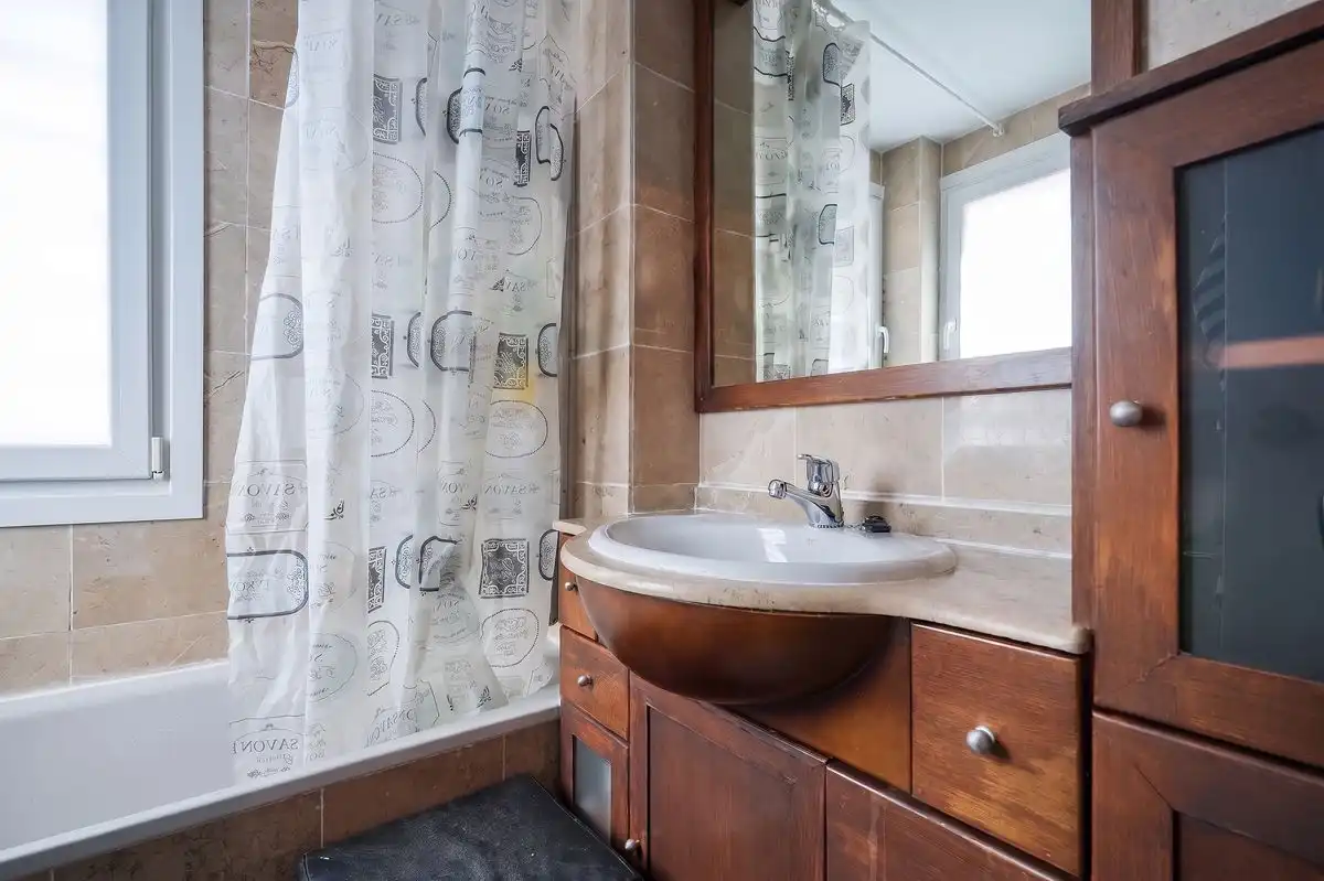 Baño de Casa adosada en venta en Guadalajara con Aire acondicionado, Calefacción y Terraza