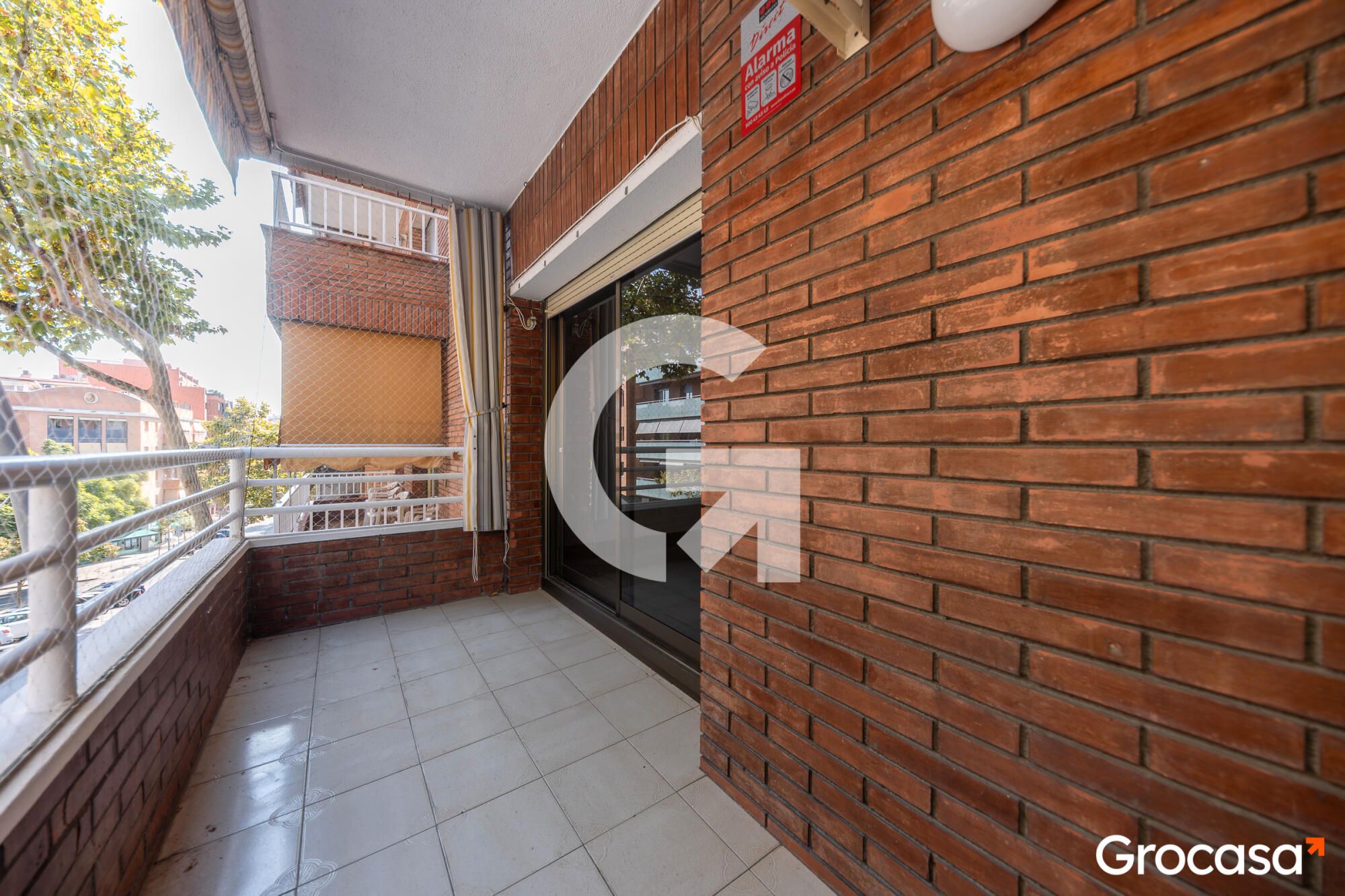 Exterior view of Single-family semi-detached for sale in Sant Boi de Llobregat  with Air Conditioner, Heating and Terrace
