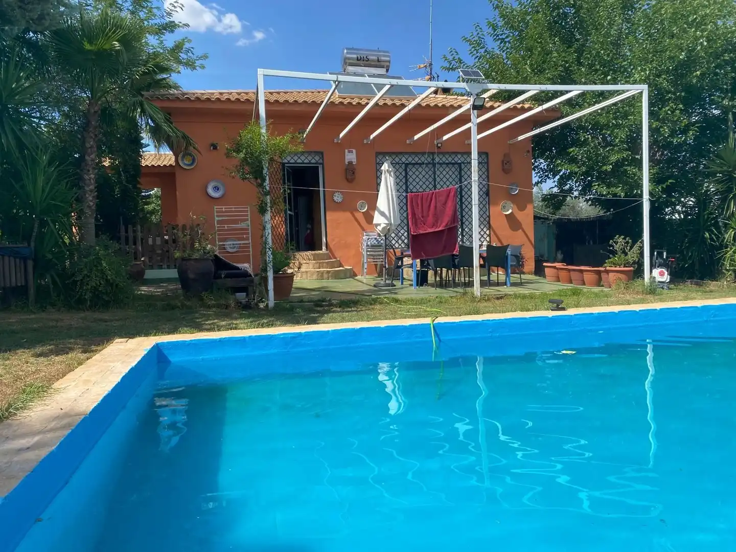 Piscina de Casa o chalet en venta en Dos Hermanas con Aire acondicionado, Calefacción y Jardín privado