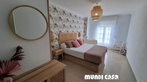 Foto 3 de Piso en venta en Roxelio Perez(roxelios), Rianxo, A Coruña