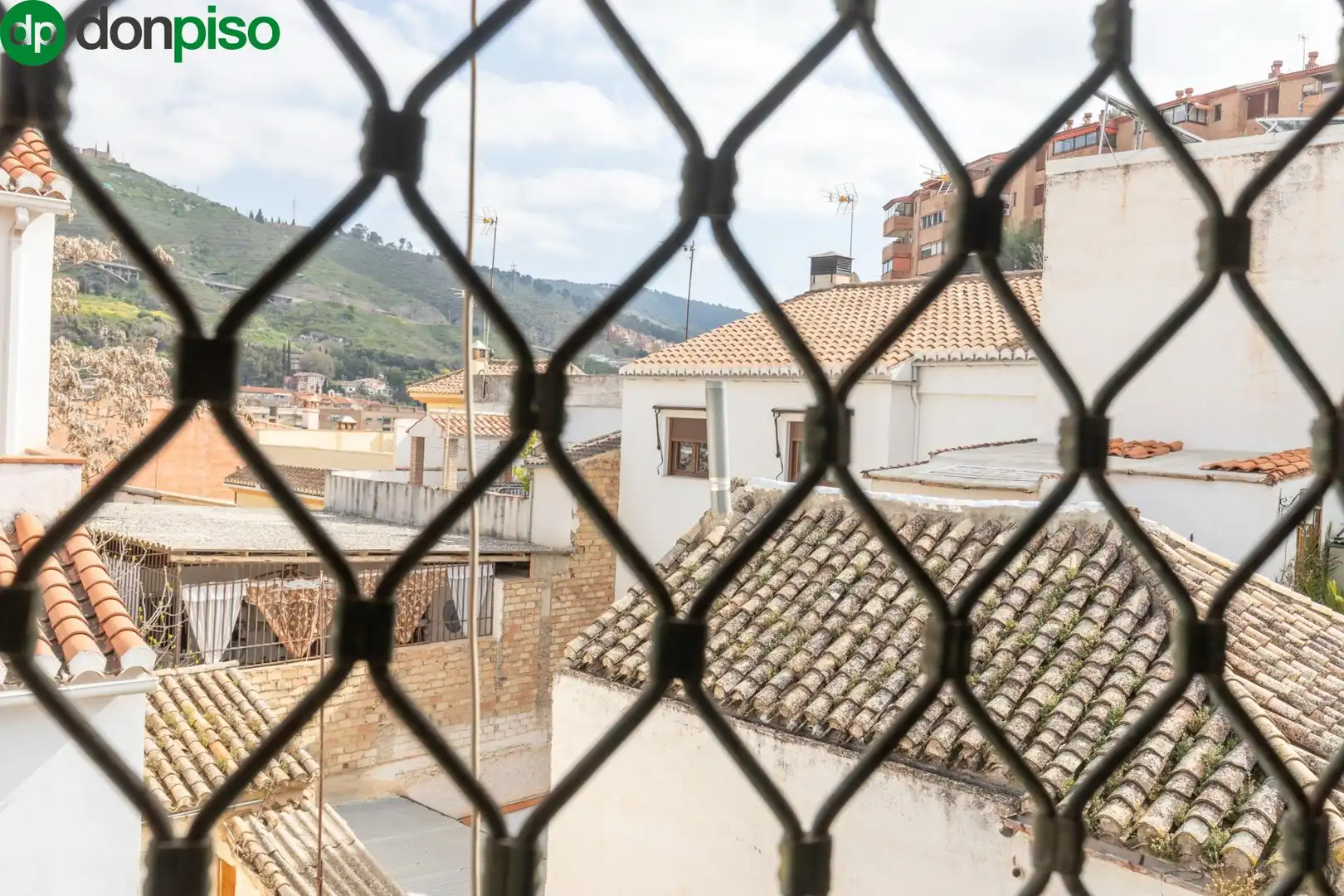 Exterior view of Houses for sale in Granada