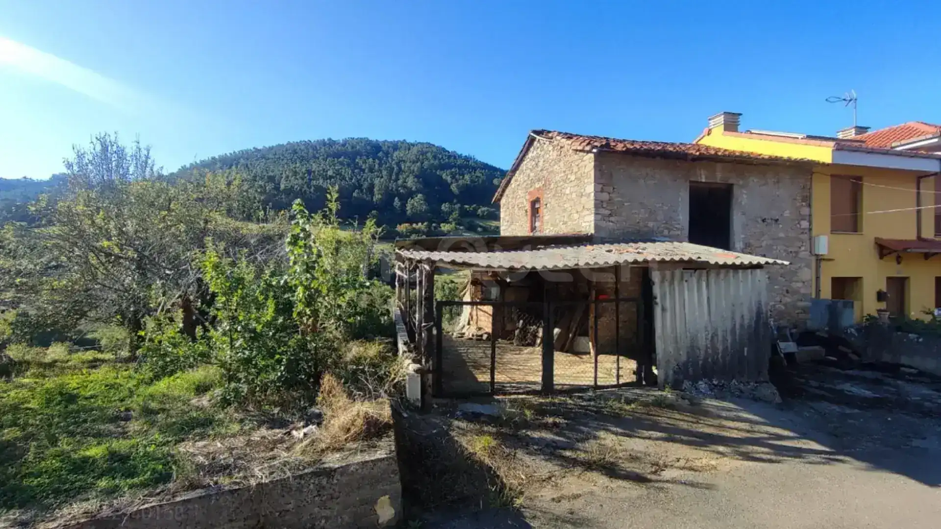 Vista exterior de Casa o xalet en venda en Candamo