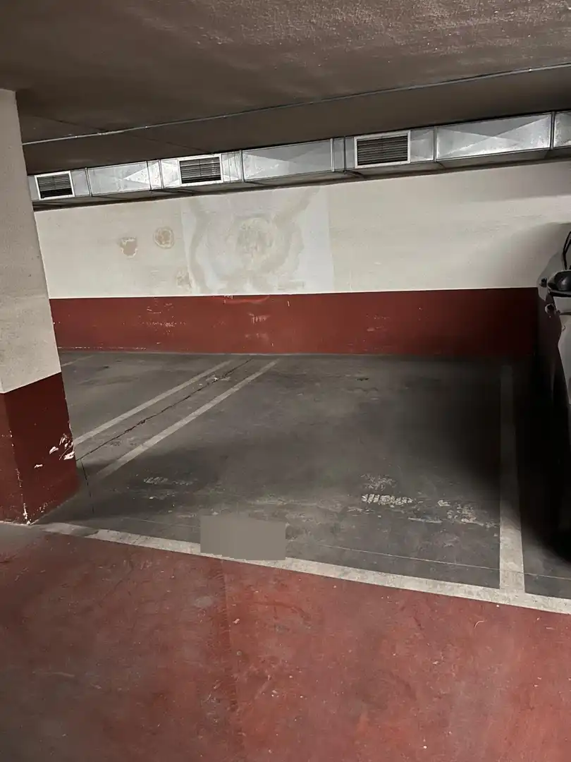Parkplatz von Wohnung zur Miete in Valencia mit Klimaanlage, Heizung und Möbliert