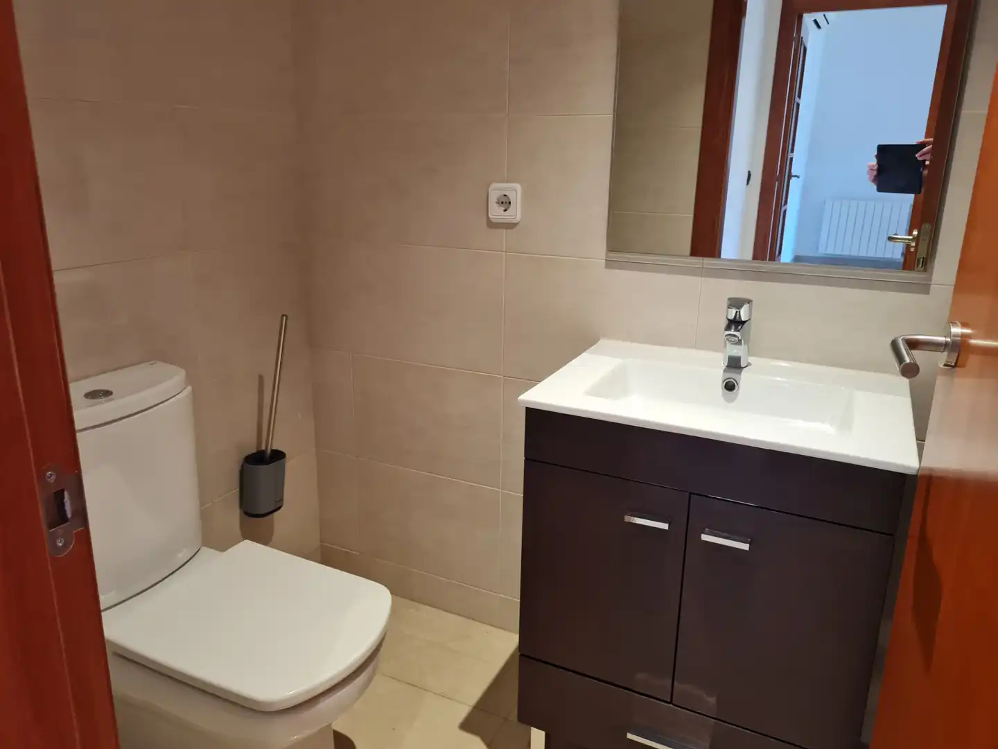Bathroom of Detached homes for rent in Fortià  with Air Conditioner, Heating and Private garden