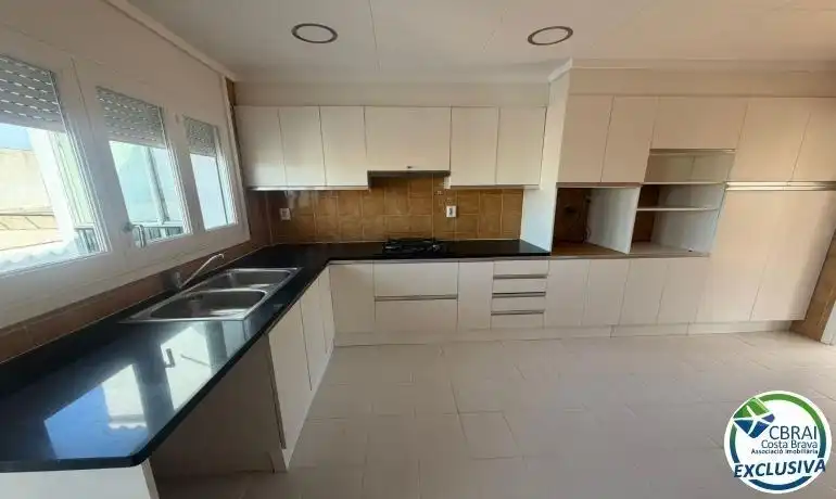 Kitchen of Attic for sale in Roses  with Terrace