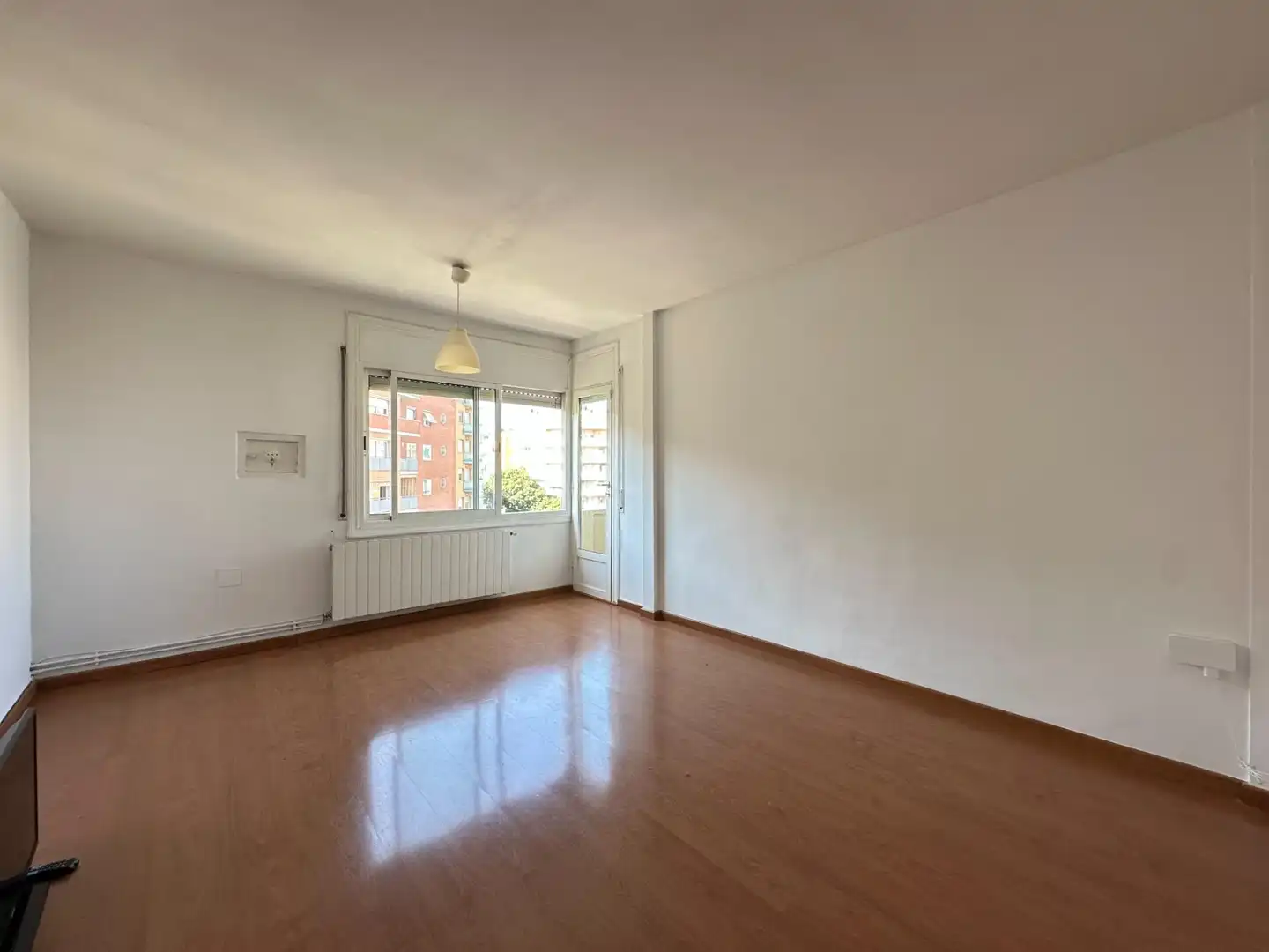 Habitación de Piso en venta en Terrassa con Calefacción, Balcón y Alarma
