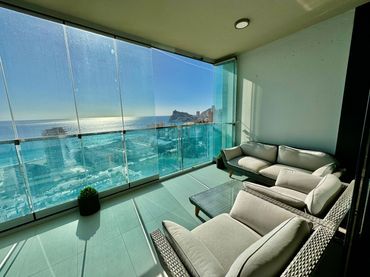 Appartement compact avec piscine à vendre à Playa de Poniente
