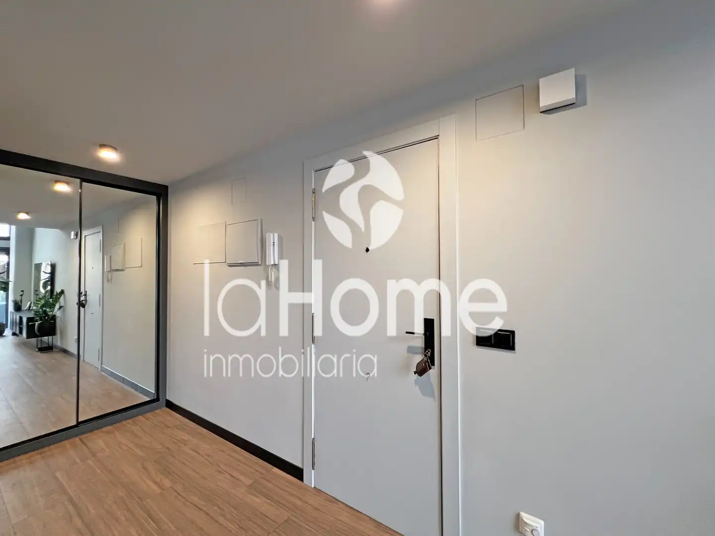 Apartamento en venta en Paterna con Aire acondicionado, Calefacción y Terraza