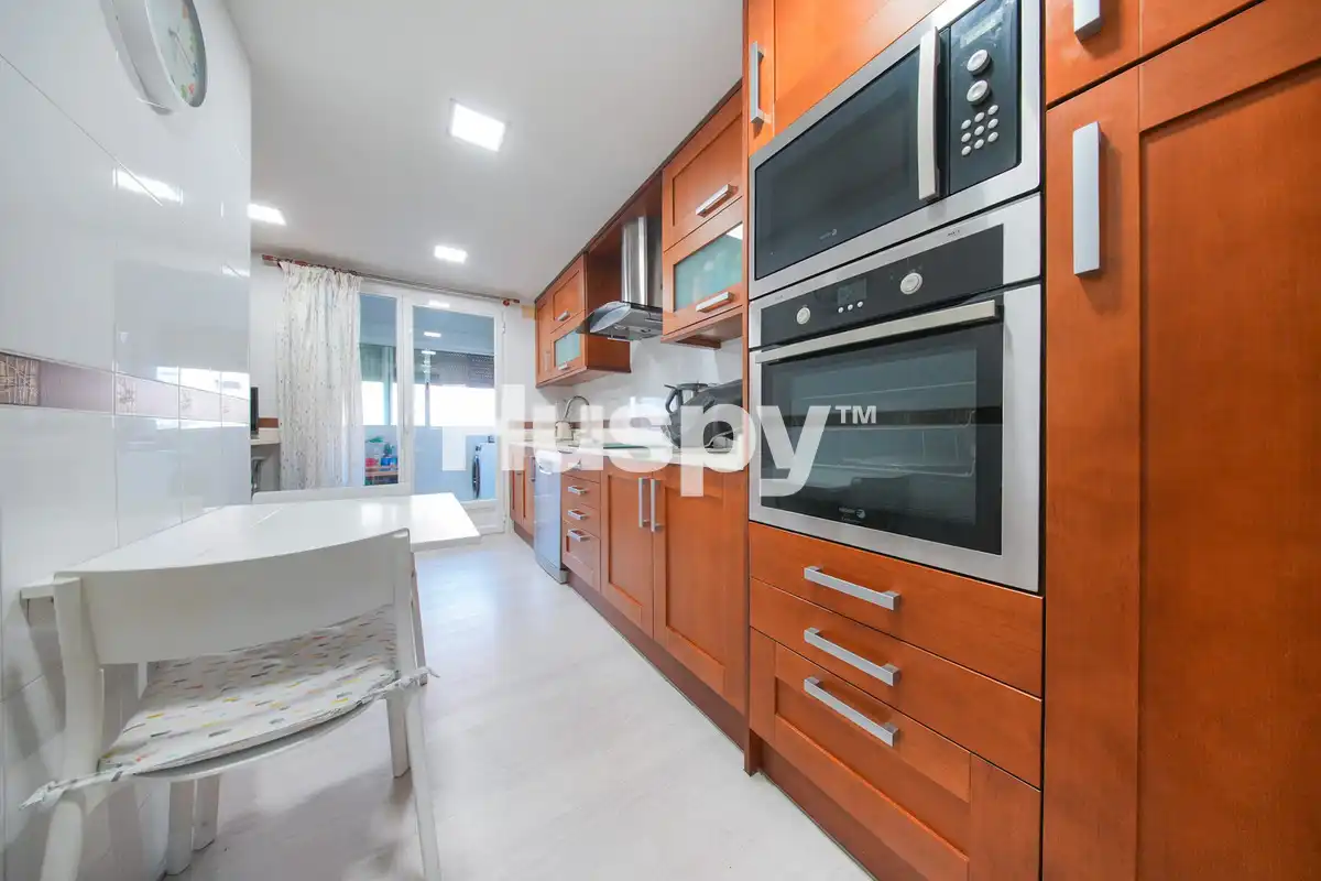 Flat with pool for sale in Calle del Planeta Urano, imagen 2