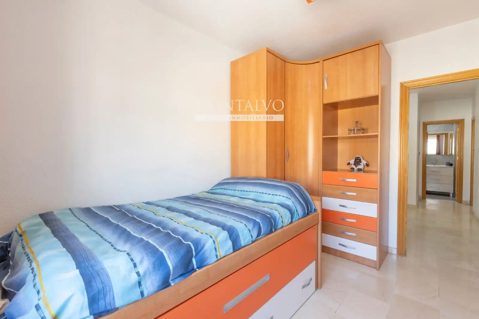 Habitación de Casa adosada en venta en Atarfe