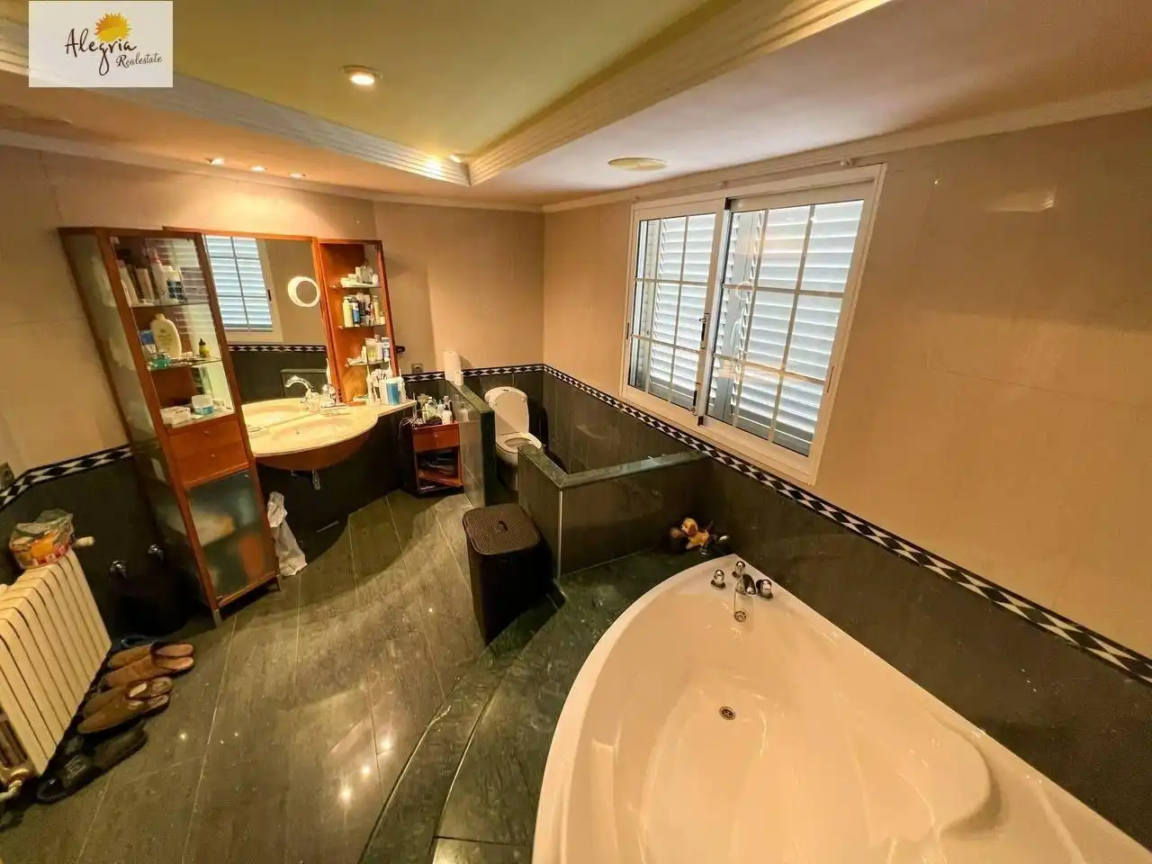 Baño de Casa o chalet en venta en Manises con Aire acondicionado, Calefacción y Terraza