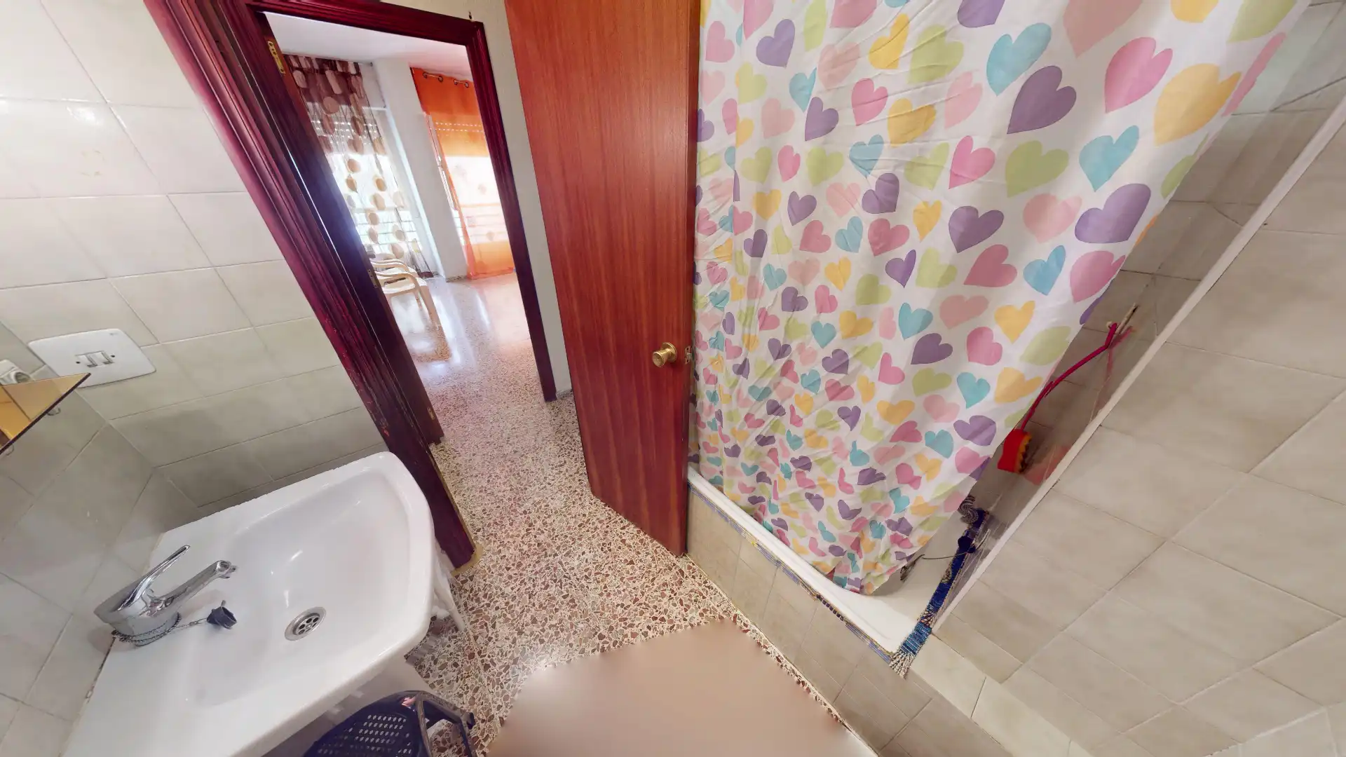 Bathroom of Flat for sale in Elche / Elx  with Furnished and Balcony