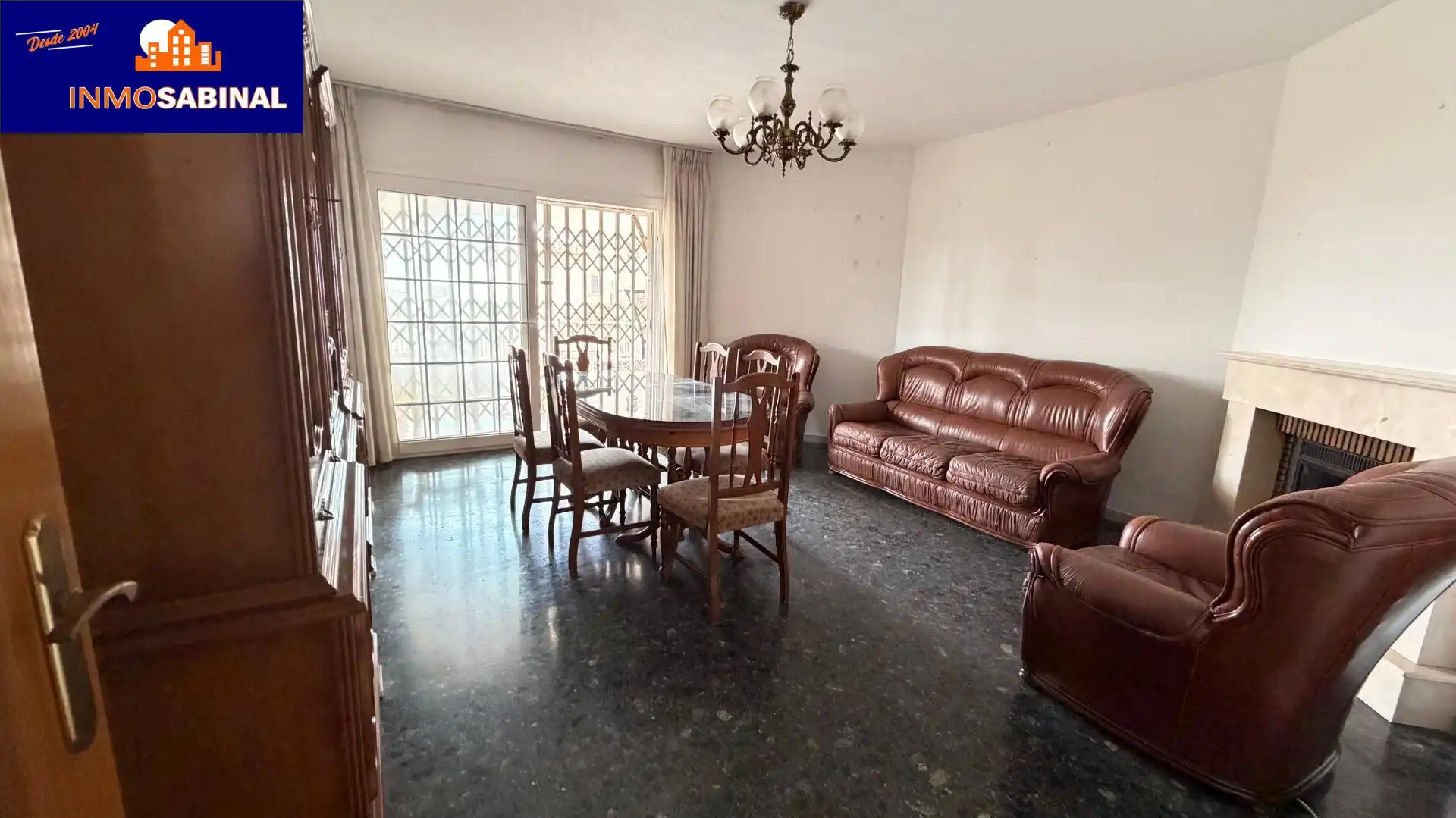 Sala de estar de Casa o chalet en venta en Roquetas de Mar con Aire acondicionado, Jardín privado y Piscina