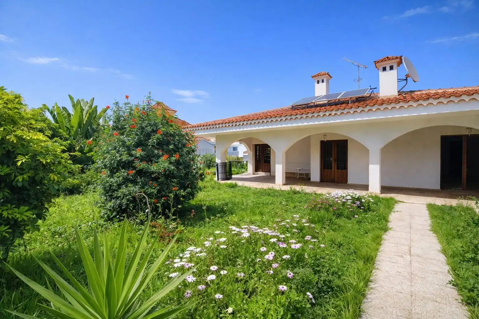 Vista exterior de Casa o chalet de alquiler en Santa Úrsula con Calefacción, Jardín privado y Se aceptan mascotas