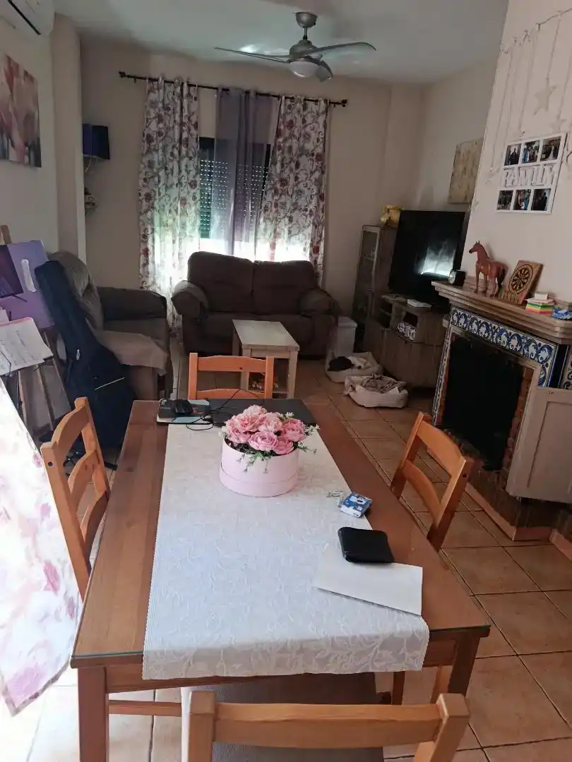 Sala de estar de Casa adosada en venta en Castellar de la Frontera con Aire acondicionado, Trastero y Horno