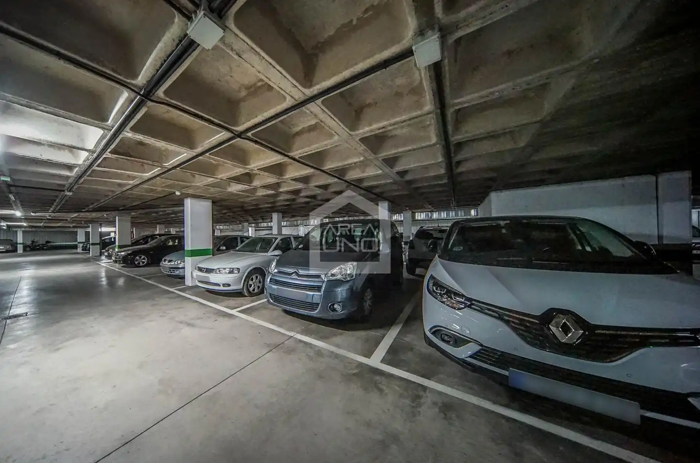 Parking de Piso en venta en Alcorcón con Aire acondicionado, Calefacción y Terraza