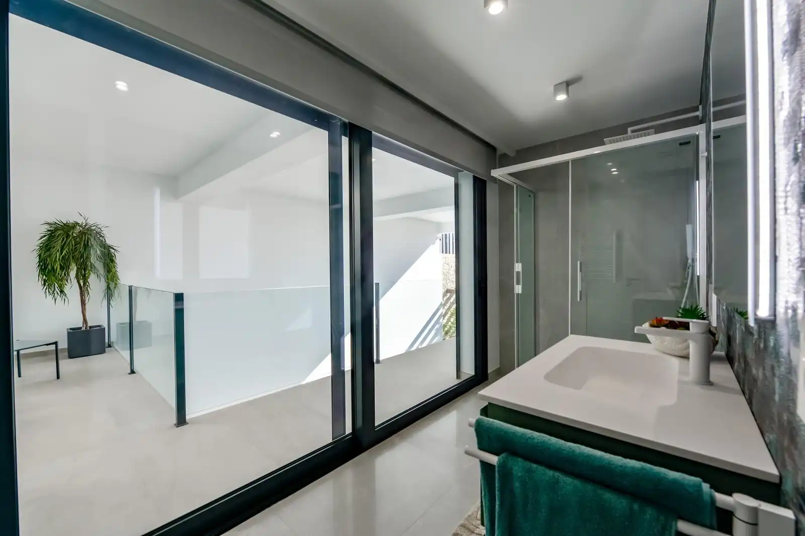 Villa mit Pool zum Verkauf in Golf Bahía, imagen 25