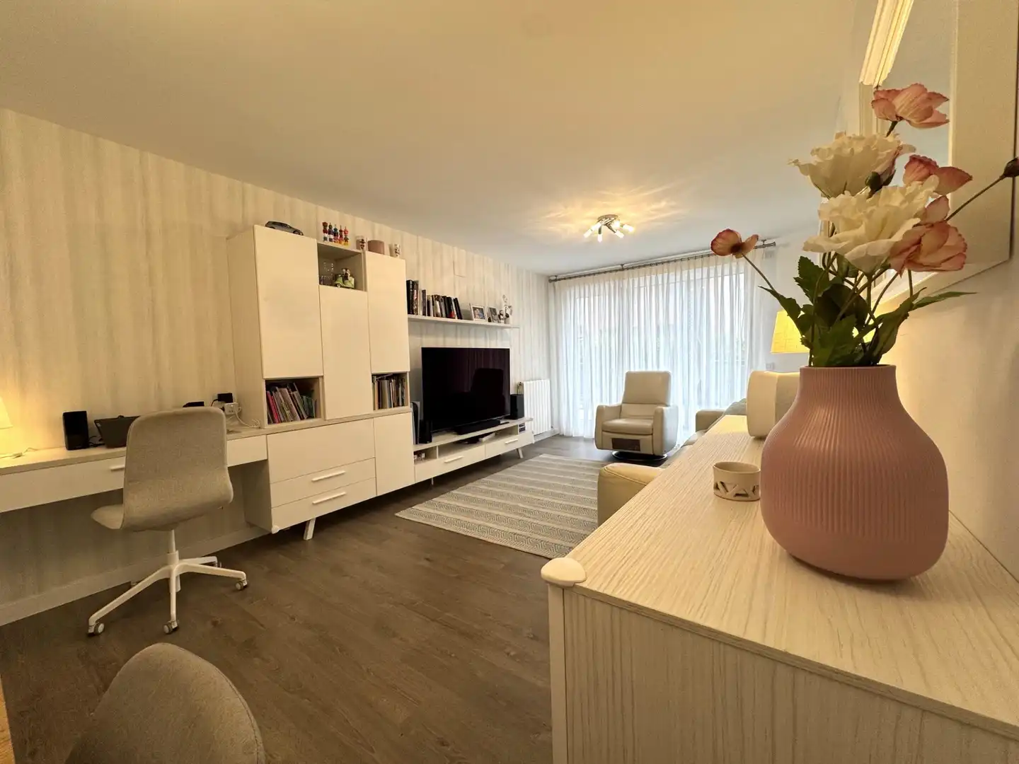Sala de estar de Piso en venta en Urduliz con Calefacción, Parquet y Terraza
