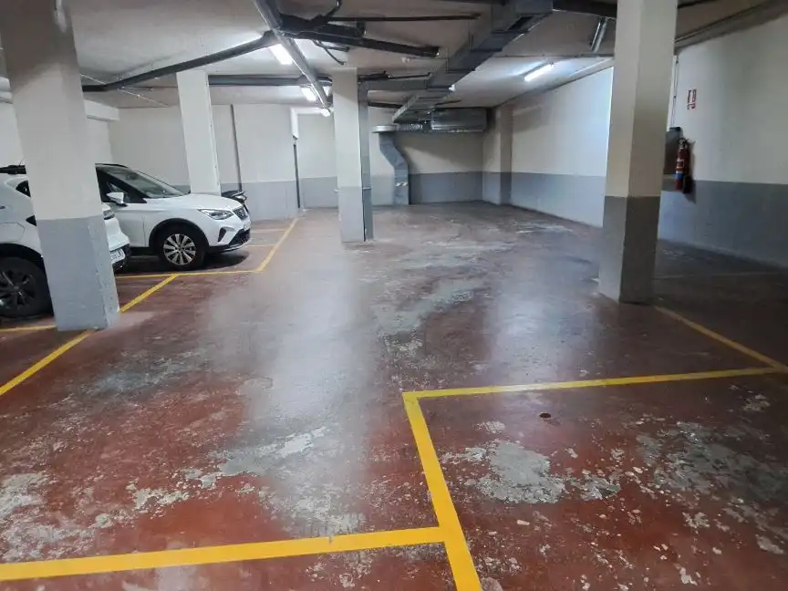 Individuale in affitto a Calle Suiza 16