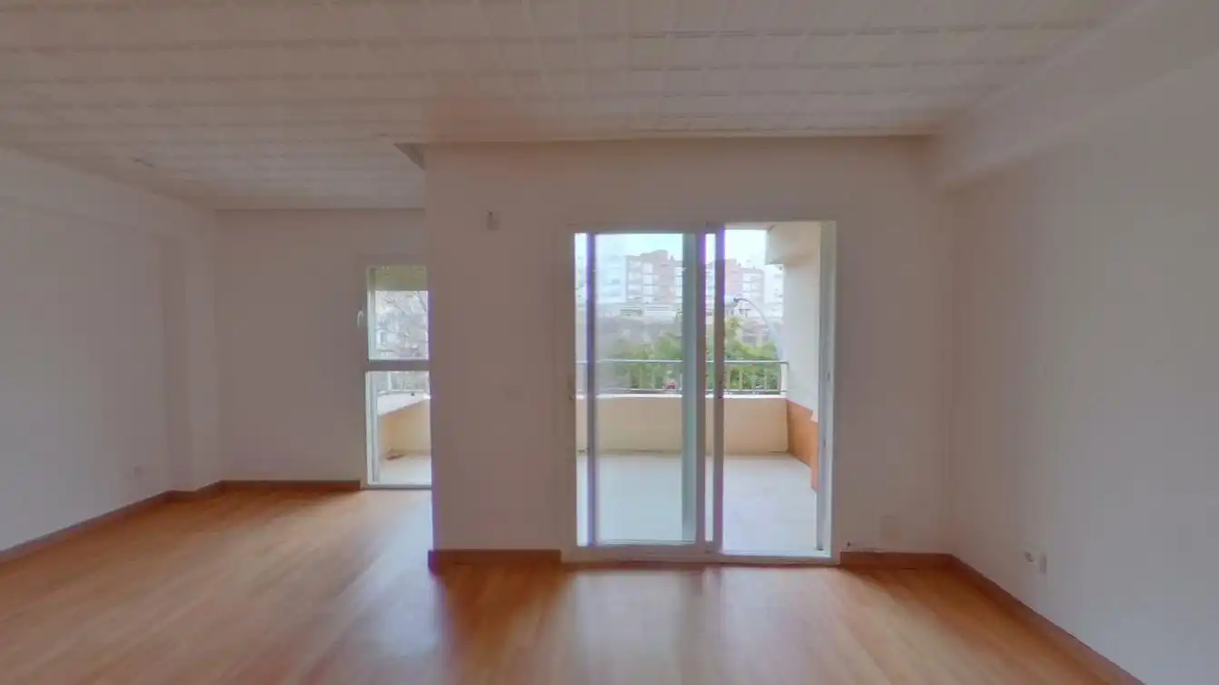 Piso con ascensor en venta en Pza Jorge Luis Borges, imagen 3