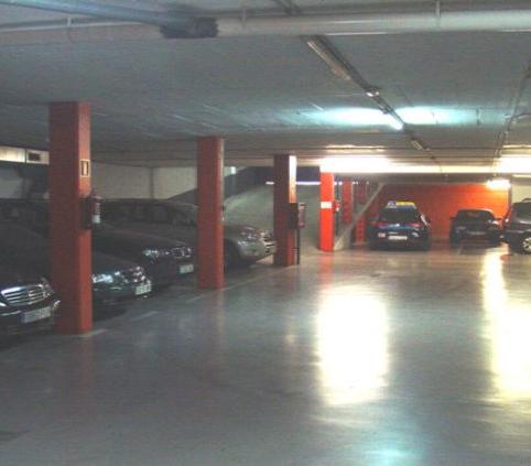 Foto 2 de Garatge de lloguer a Carrer de Josep Anselm Clavé, 36, Centre Vila, Vilanova i la Geltrú