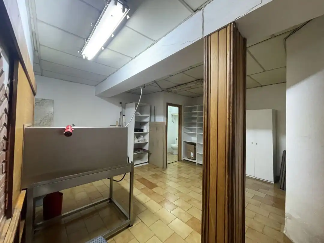 Local comercial en alquiler en San Frantzisko Kalea, imagen 8