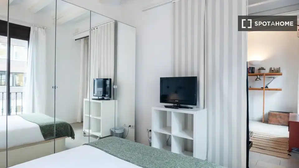 Flat with terrace to rent in Sant Martí, imagen 14