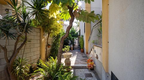 ESPECTACULAR VIVIENDA PAREADA CON JARDÍN, TERRAZA 360º Y GARAJE EN ZONA RESIDENCIAL CÉNTRICA DE MOTRIL, imatge 5