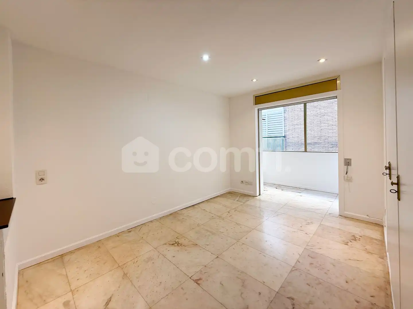 Flat for rent in Anglí, Les Tres Torres
