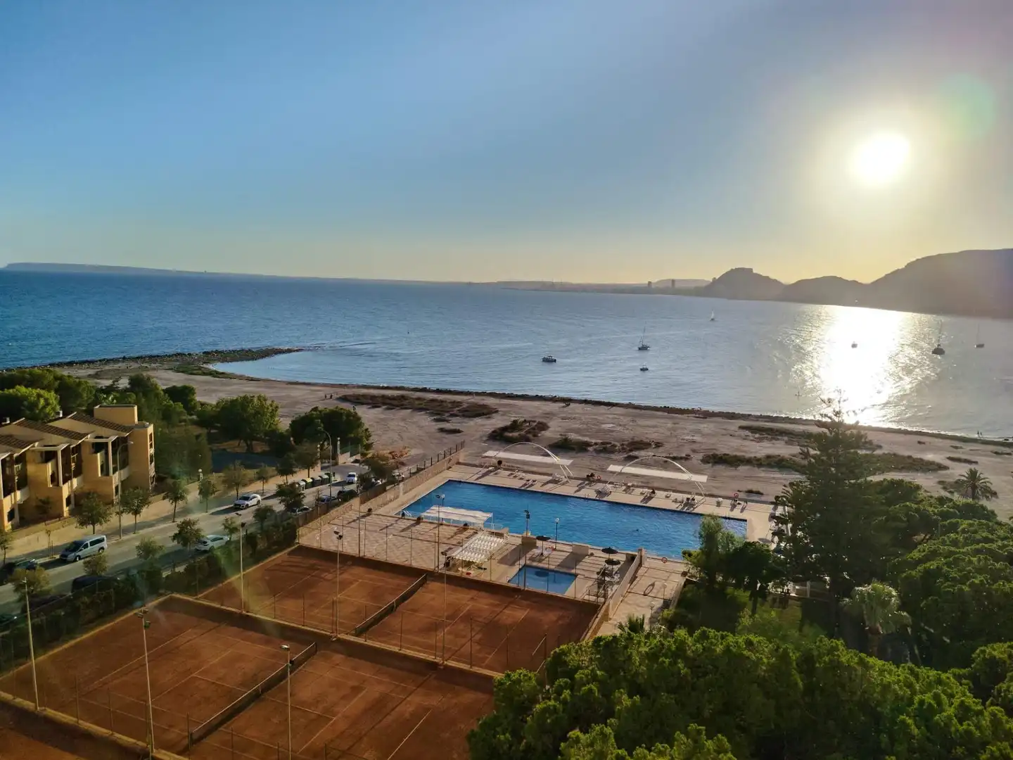 Apartamento con terraza en venta en Playa de San Juan - El Cabo de las Huertas