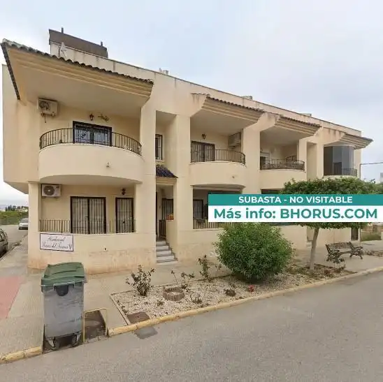Piso con piscina en venta en NTRA SRA DEL ROSARIO 28