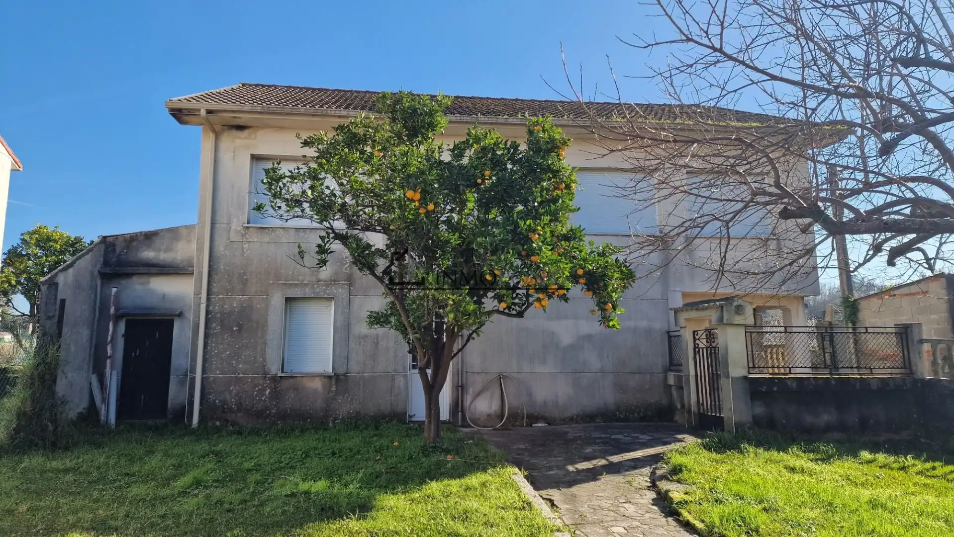 Vista exterior de Casa o xalet en venda en Pontevedra Capital  amb Jardí privat