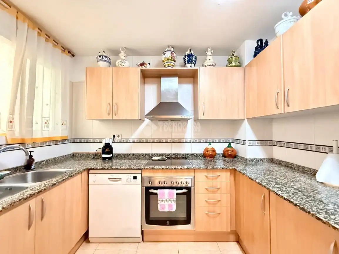 Cocina de Piso en venta en Sant Pere de Ribes con Calefacción, Amueblado y Balcón