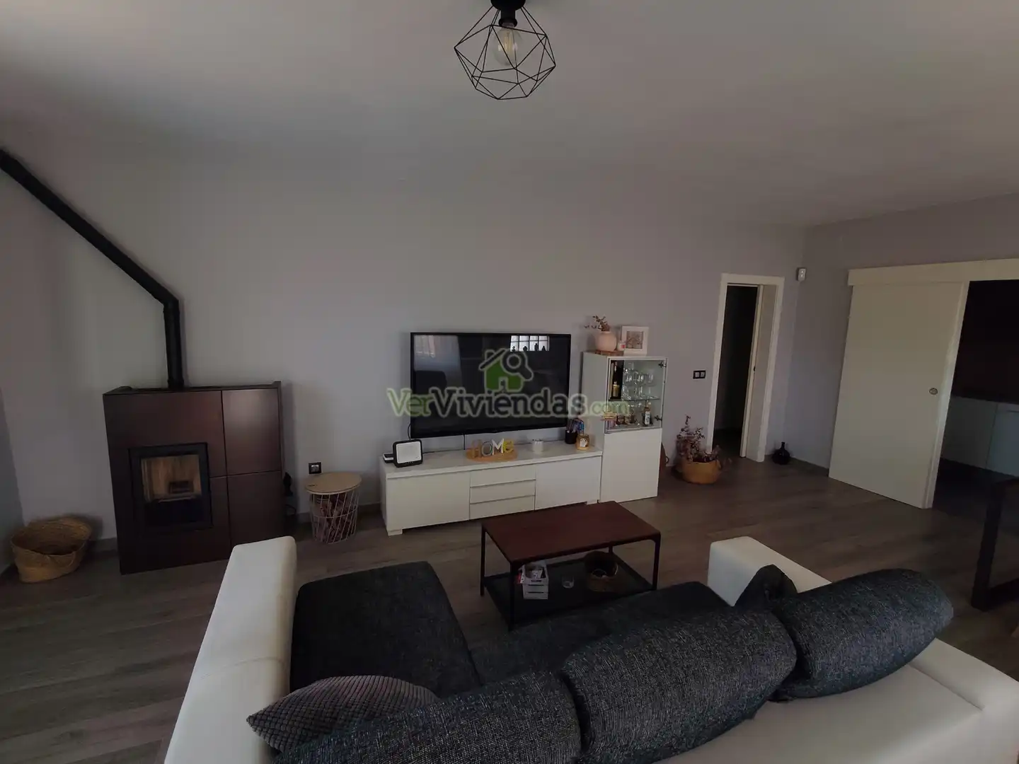Sala d'estar de Casa o xalet en venda en Vallirana amb Aire condicionat, Calefacció i Jardí privat