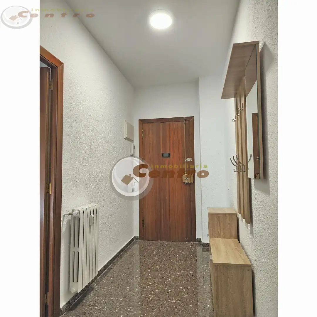 Piso de alquiler en Albacete con Calefacción, Amueblado y Balcón