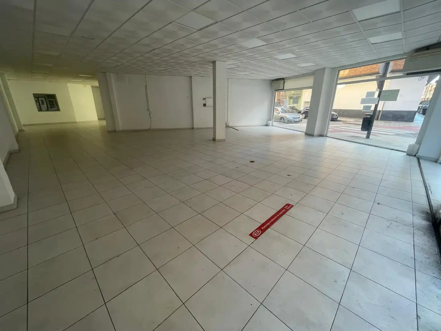 Business premises to rent in Avenida de los Ángeles 12, imagen 2