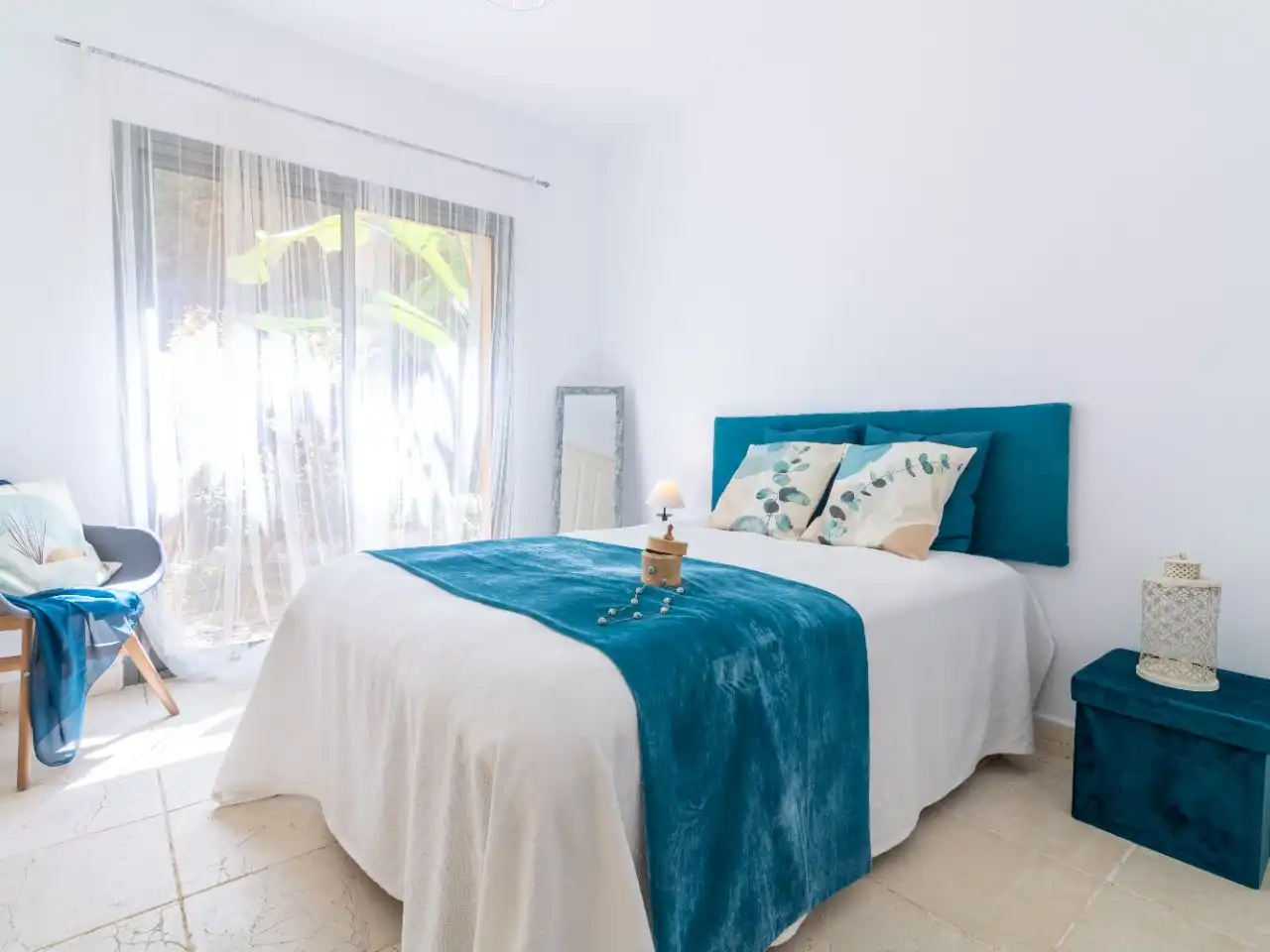 Bedroom of Flat for sale in Estepona  with Air Conditioner, Private garden and Terrace