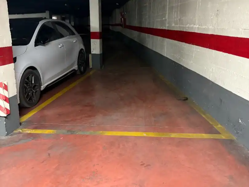 Parkplatz von Garage zur Miete in Jaén