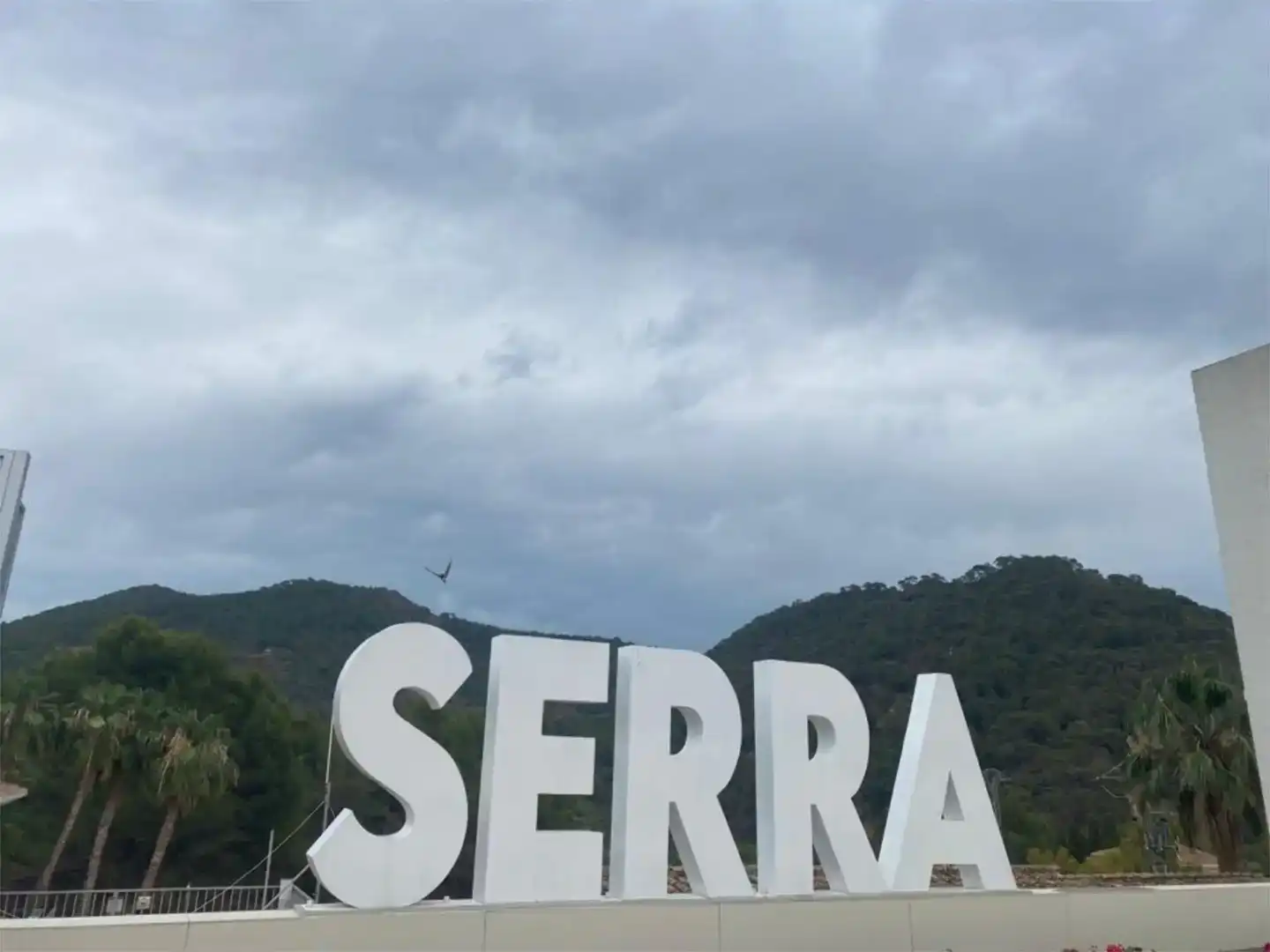 Vista exterior de Ático en venta en Serra con Aire acondicionado, Trastero y Amueblado