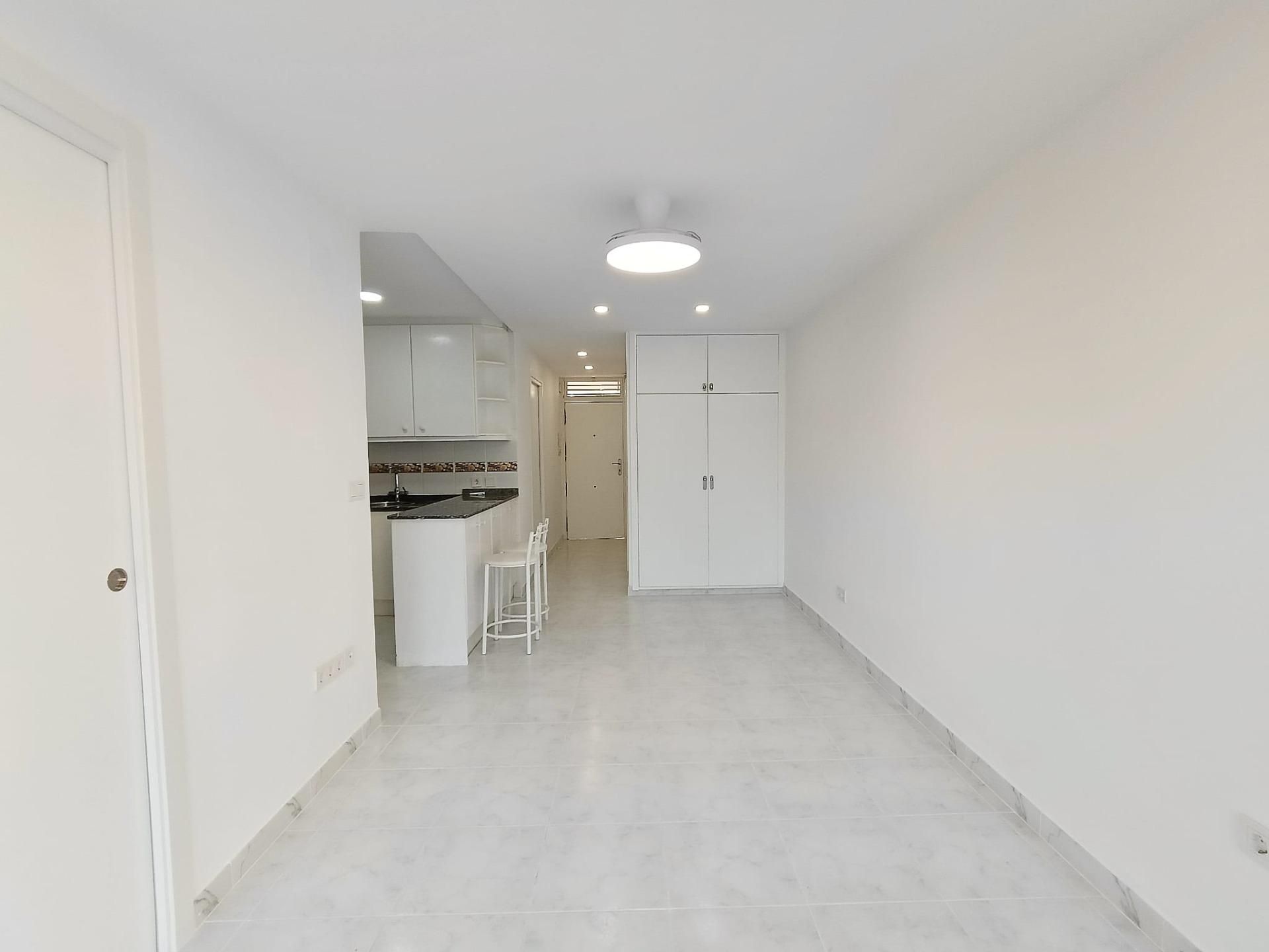 Kitchen of Apartment to rent in Alicante / Alacant  with Private garden, Terrace and Balcony