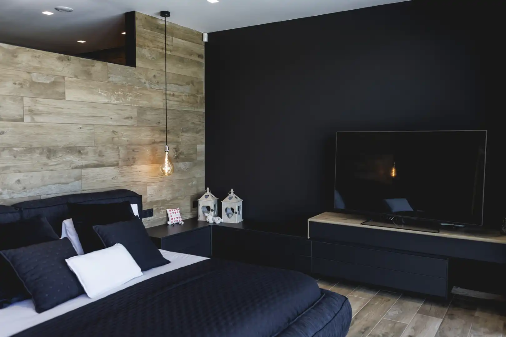 Bedroom of Houses for sale in Sant Julià de Ramis  with Air Conditioner, Heating and Terrace