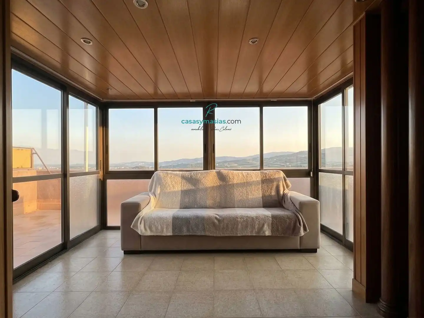 Penthouse with lift for sale in Torrelles Foix, imagen 3