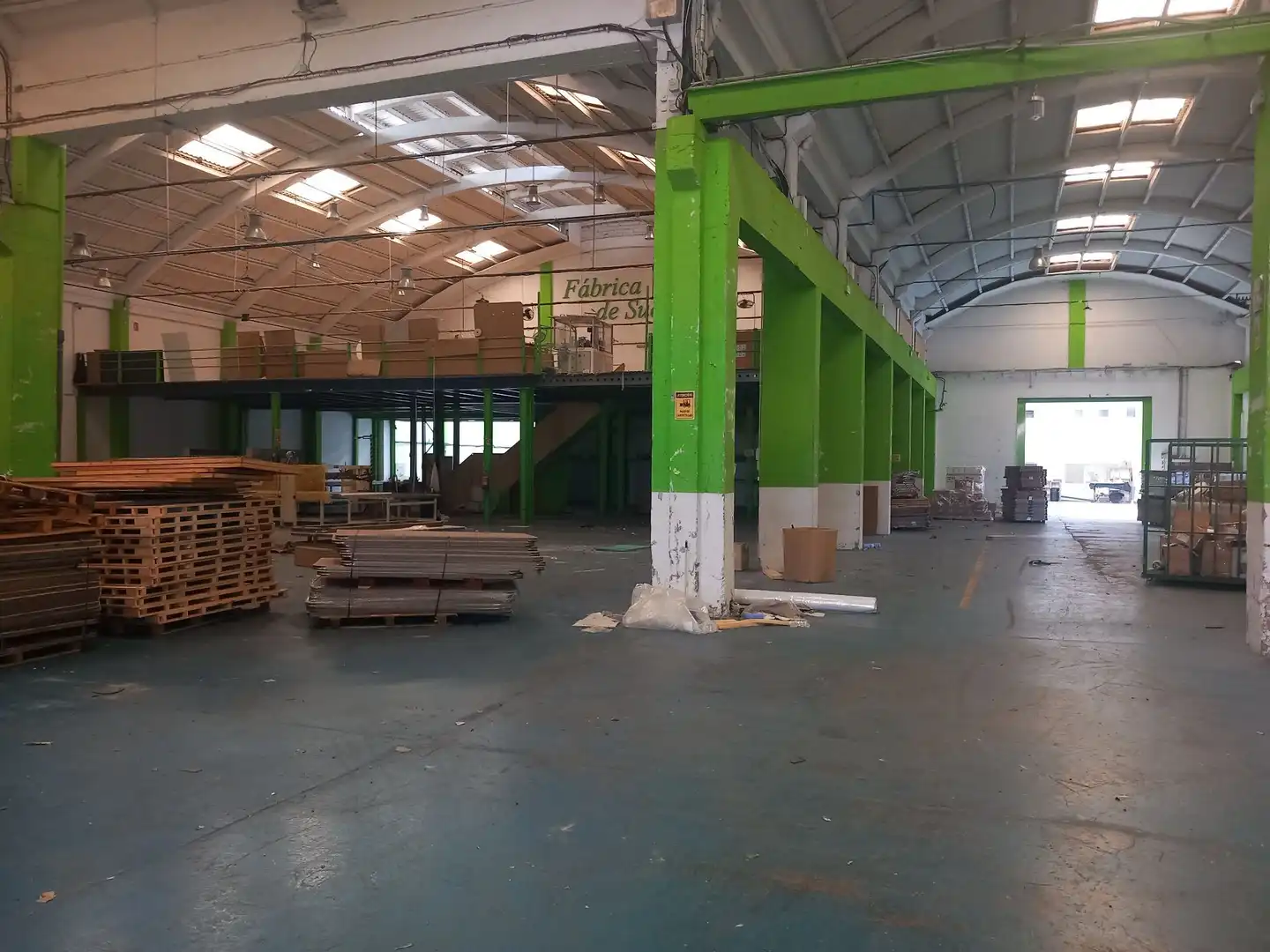 Nave industrial en venta en L'Hospitalet de Llobregat